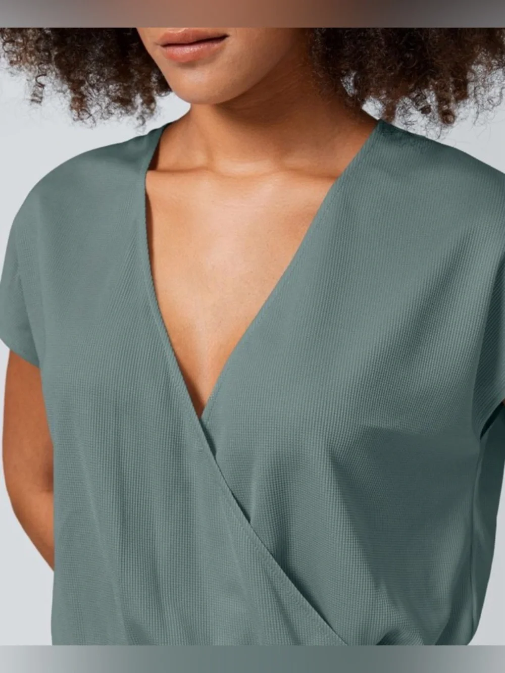NWT HALARA V Neck Short Sleeve Pocket Wide Leg Flowy Waffle Jumpsuit. Large - Picture 5 of 12